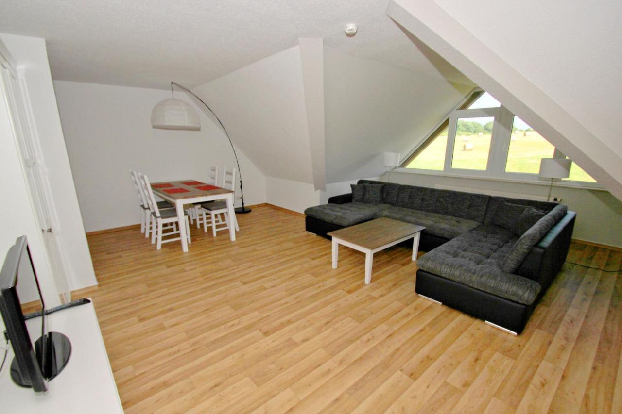 Strandnah Mit Balkon, Gratis Nutzung Vom Ahoi Erlebnisbad Und Sauna In Sellin - Strandhaus Moenchgut Fewo21 Lobbe Kültér fotó
