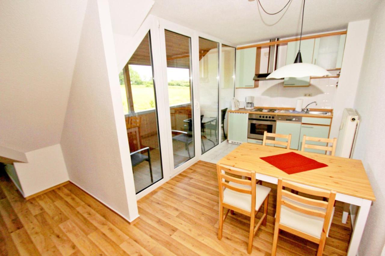 Strandnah Mit Balkon, Gratis Nutzung Vom Ahoi Erlebnisbad Und Sauna In Sellin - Strandhaus Moenchgut Fewo21 Lobbe Kültér fotó